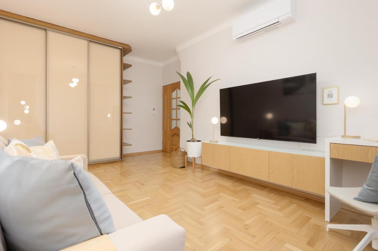 Bright Apartment Kasprzaka Warsaw Wola Near Metro Station By Noclegi Renters 외부 사진