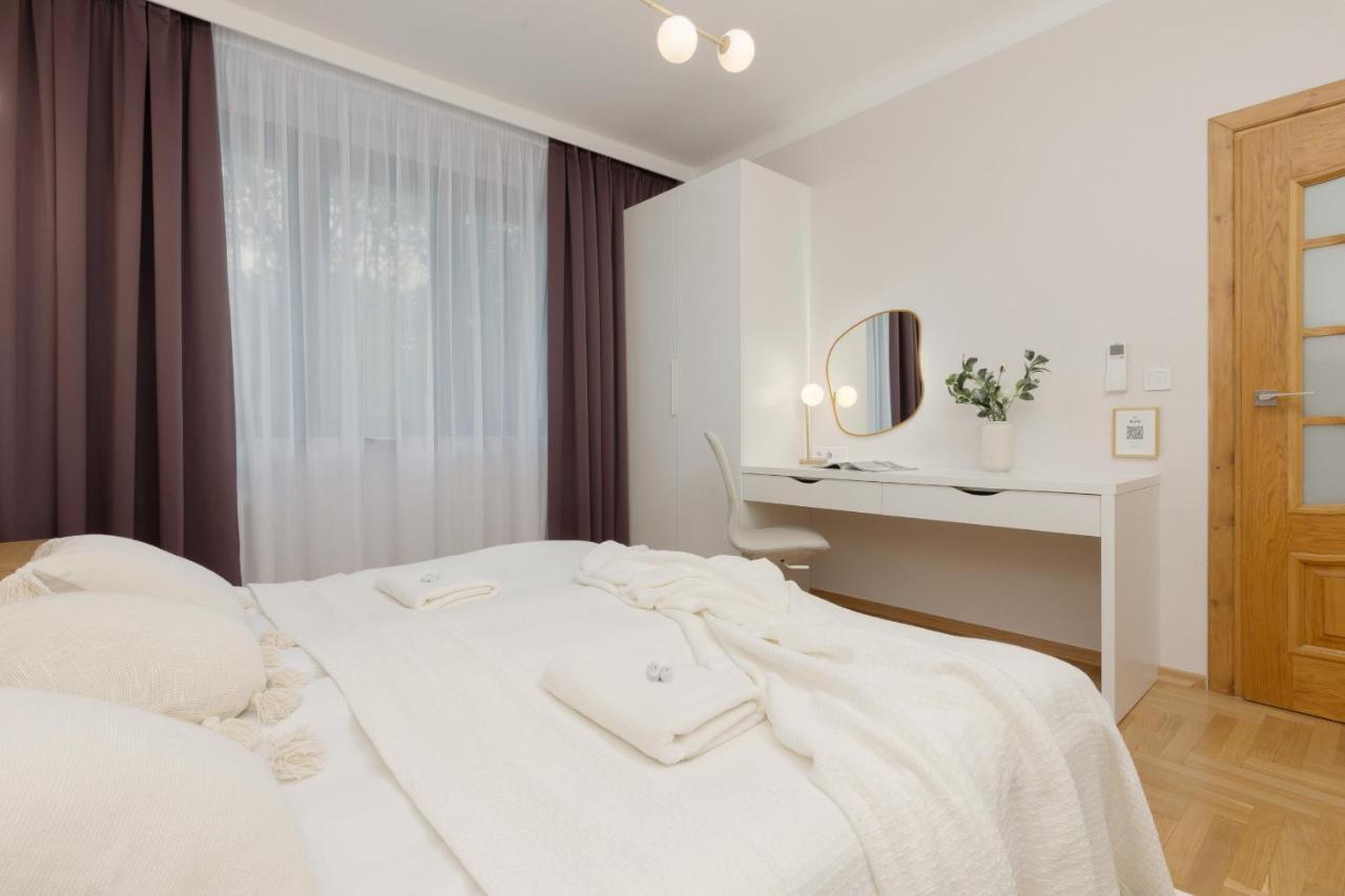 Bright Apartment Kasprzaka Warsaw Wola Near Metro Station By Noclegi Renters 외부 사진